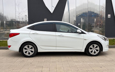 Hyundai Solaris II рестайлинг, 2015 год, 1 050 000 рублей, 9 фотография