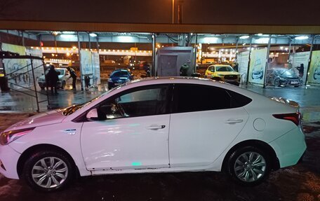 Hyundai Solaris II рестайлинг, 2017 год, 650 000 рублей, 6 фотография