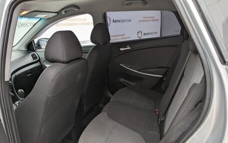 Hyundai Solaris II рестайлинг, 2012 год, 770 000 рублей, 14 фотография