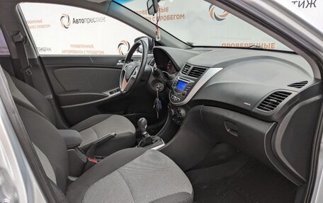 Hyundai Solaris II рестайлинг, 2012 год, 770 000 рублей, 15 фотография