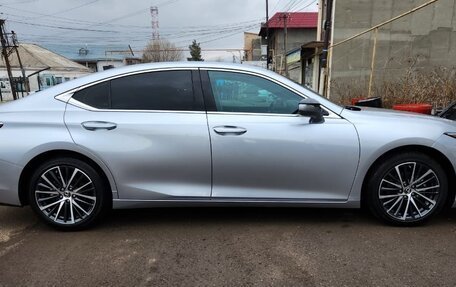 Lexus ES VII, 2022 год, 6 500 000 рублей, 4 фотография