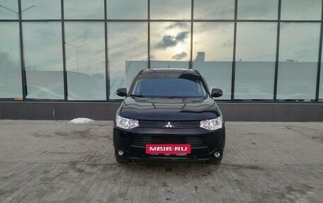 Mitsubishi Outlander III рестайлинг 3, 2012 год, 1 670 000 рублей, 8 фотография