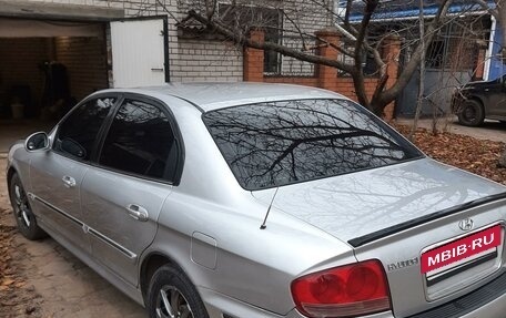 Hyundai Sonata IV рестайлинг, 2003 год, 385 000 рублей, 3 фотография