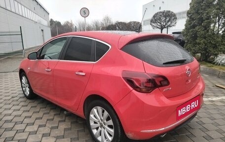 Opel Astra J, 2013 год, 1 100 000 рублей, 6 фотография