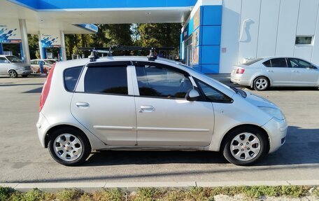 Mitsubishi Colt VI рестайлинг, 2006 год, 490 000 рублей, 2 фотография