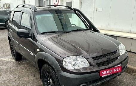 Chevrolet Niva I рестайлинг, 2013 год, 597 000 рублей, 5 фотография