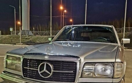 Mercedes-Benz S-Класс, 1983 год, 800 000 рублей, 1 фотография