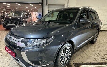 Mitsubishi Outlander III рестайлинг 3, 2020 год, 2 997 000 рублей, 1 фотография