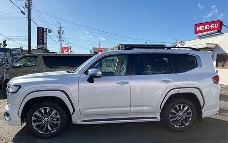 Toyota Land Cruiser, 2023 год, 14 000 000 рублей, 4 фотография