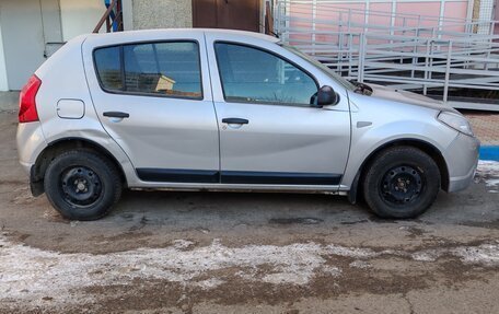 Renault Sandero I, 2012 год, 620 000 рублей, 3 фотография