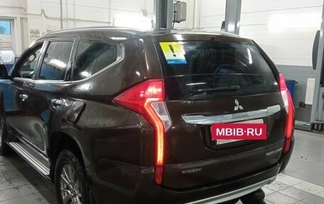 Mitsubishi Pajero Sport III рестайлинг, 2018 год, 2 780 000 рублей, 4 фотография