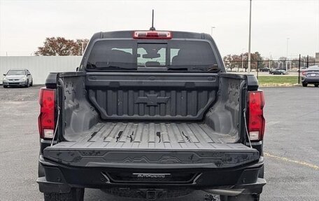 Chevrolet Colorado, 2023 год, 6 836 000 рублей, 8 фотография