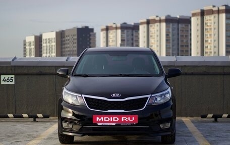 KIA Rio III рестайлинг, 2015 год, 1 000 000 рублей, 2 фотография