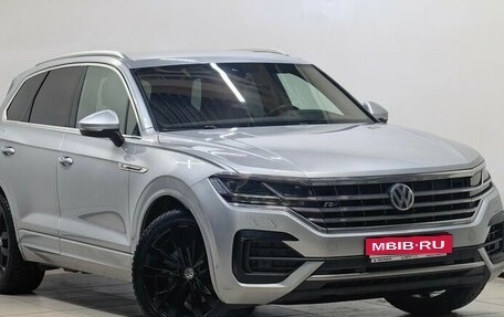 Volkswagen Touareg III, 2018 год, 4 197 000 рублей, 1 фотография