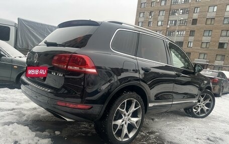 Volkswagen Touareg III, 2011 год, 1 650 000 рублей, 5 фотография