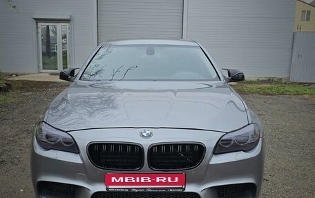 BMW 5 серия, 2011 год, 1 990 000 рублей, 2 фотография