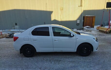 Renault Logan II, 2016 год, 550 000 рублей, 4 фотография