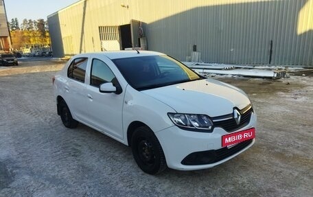 Renault Logan II, 2016 год, 550 000 рублей, 10 фотография