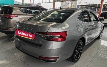 Skoda Superb III рестайлинг, 2021 год, 2 950 000 рублей, 4 фотография