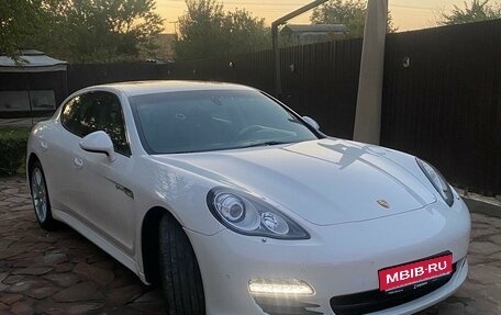 Porsche Panamera II рестайлинг, 2012 год, 3 500 000 рублей, 1 фотография