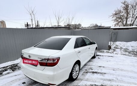 Toyota Camry, 2015 год, 2 400 000 рублей, 4 фотография