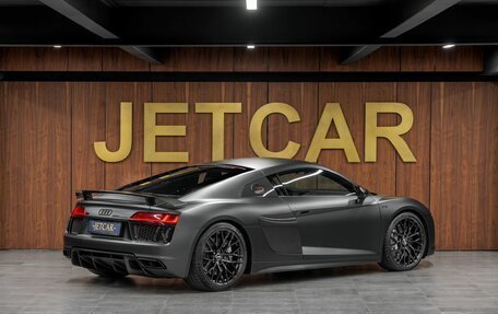 Audi R8, 2016 год, 12 843 000 рублей, 7 фотография