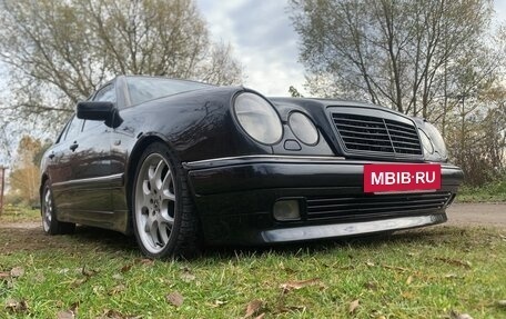 Mercedes-Benz E-Класс, 1998 год, 650 000 рублей, 4 фотография