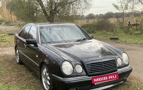 Mercedes-Benz E-Класс, 1998 год, 650 000 рублей, 13 фотография