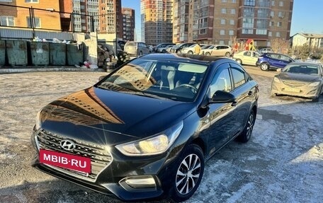 Hyundai Solaris II рестайлинг, 2017 год, 950 000 рублей, 2 фотография