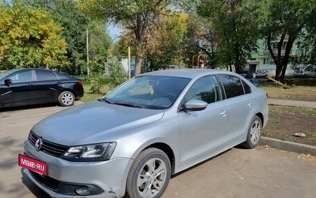 Volkswagen Jetta VI, 2014 год, 890 000 рублей, 6 фотография