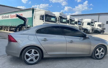 Volvo S60 III, 2010 год, 1 300 000 рублей, 4 фотография