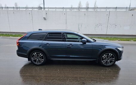 Volvo V90 Cross Country I рестайлинг, 2021 год, 5 000 000 рублей, 4 фотография