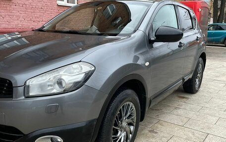 Nissan Qashqai, 2010 год, 1 200 000 рублей, 2 фотография