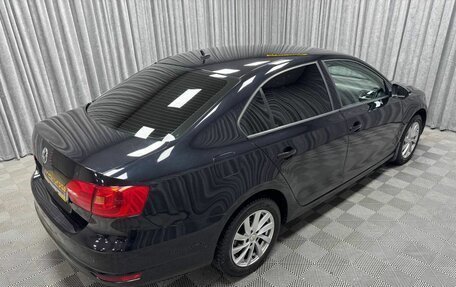 Volkswagen Jetta VI, 2013 год, 990 000 рублей, 19 фотография