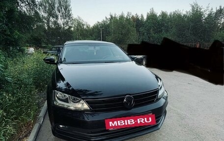 Volkswagen Jetta VI, 2015 год, 1 350 000 рублей, 2 фотография