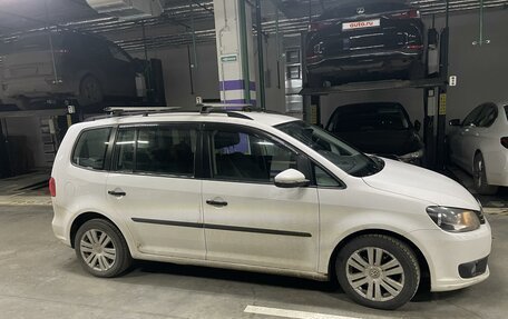 Volkswagen Touran III, 2010 год, 1 100 000 рублей, 3 фотография