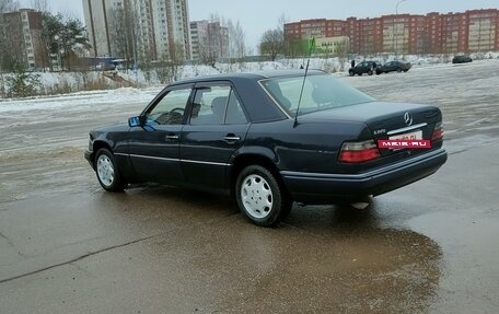 Mercedes-Benz E-Класс, 1994 год, 380 000 рублей, 6 фотография