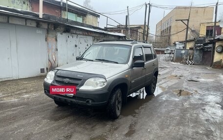 Chevrolet Niva I рестайлинг, 2012 год, 580 000 рублей, 4 фотография