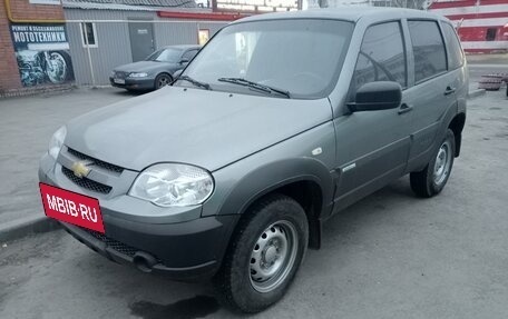 Chevrolet Niva I рестайлинг, 2014 год, 530 000 рублей, 7 фотография