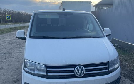 Volkswagen Caravelle T6 рестайлинг, 2018 год, 3 500 000 рублей, 11 фотография