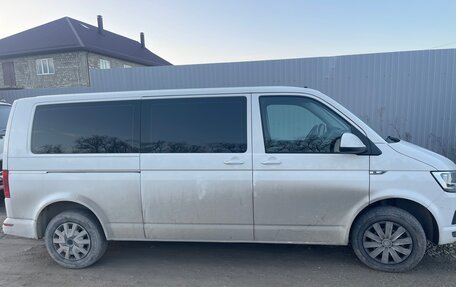 Volkswagen Caravelle T6 рестайлинг, 2018 год, 3 500 000 рублей, 12 фотография