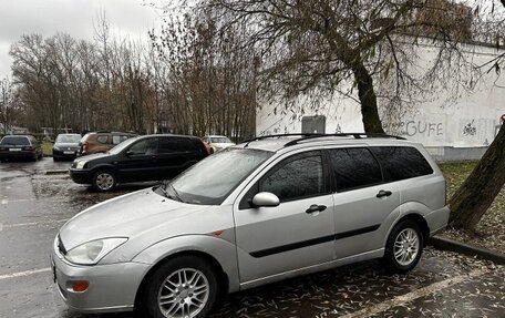 Ford Focus IV, 2001 год, 215 000 рублей, 1 фотография