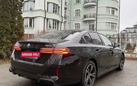 BMW 5 серия, 2023 год, 9 750 000 рублей, 3 фотография