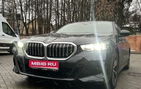 BMW 5 серия, 2023 год, 9 750 000 рублей, 6 фотография