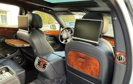 Bentley Mulsanne II, 2017 год, 28 000 000 рублей, 7 фотография