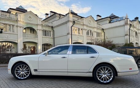 Bentley Mulsanne II, 2017 год, 28 000 000 рублей, 15 фотография