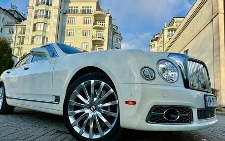 Bentley Mulsanne II, 2017 год, 28 000 000 рублей, 8 фотография