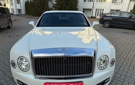 Bentley Mulsanne II, 2017 год, 28 000 000 рублей, 17 фотография