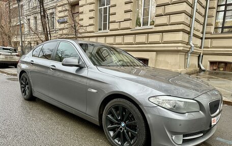 BMW 5 серия, 2012 год, 2 500 000 рублей, 2 фотография