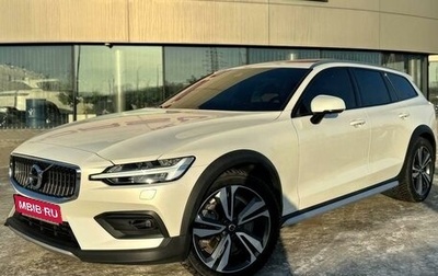 Volvo V60 Cross Country II, 2020 год, 4 249 000 рублей, 1 фотография